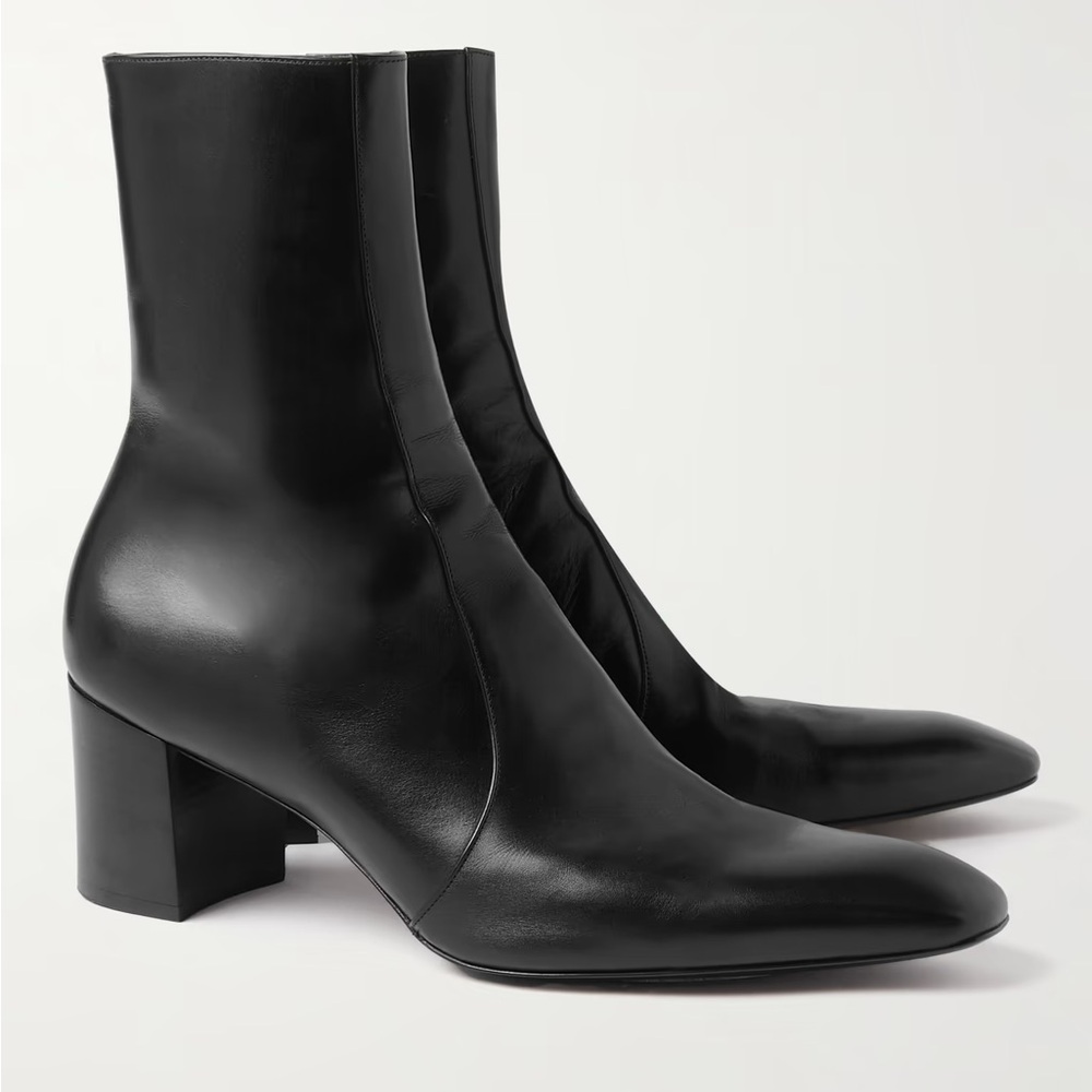 SAINT LAURENT
XIV Leather Chelsea Boots - Worn Twice